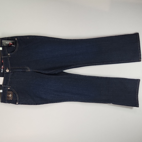 NWT Style & Co Bootcut Rinse Wash Size 12 Curvy Boot CUT Jeans - Picture 3 of 17